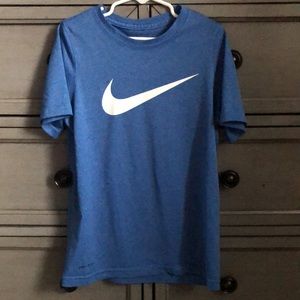Nike t-shirt